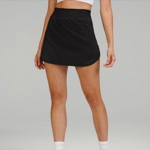 NWT Lululemon Hotty Hot High Rise Skort, black/Size 8